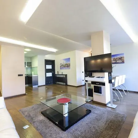 Emma Apartment *